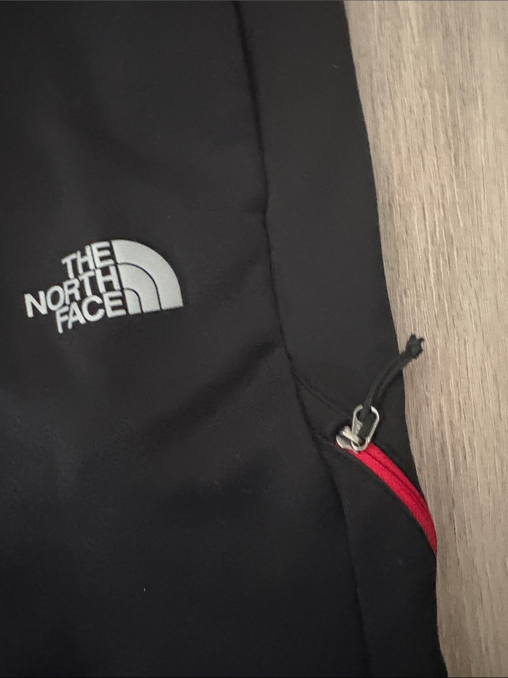 The North Face Black Men's Joggers with Logo - Picture 4 of 4